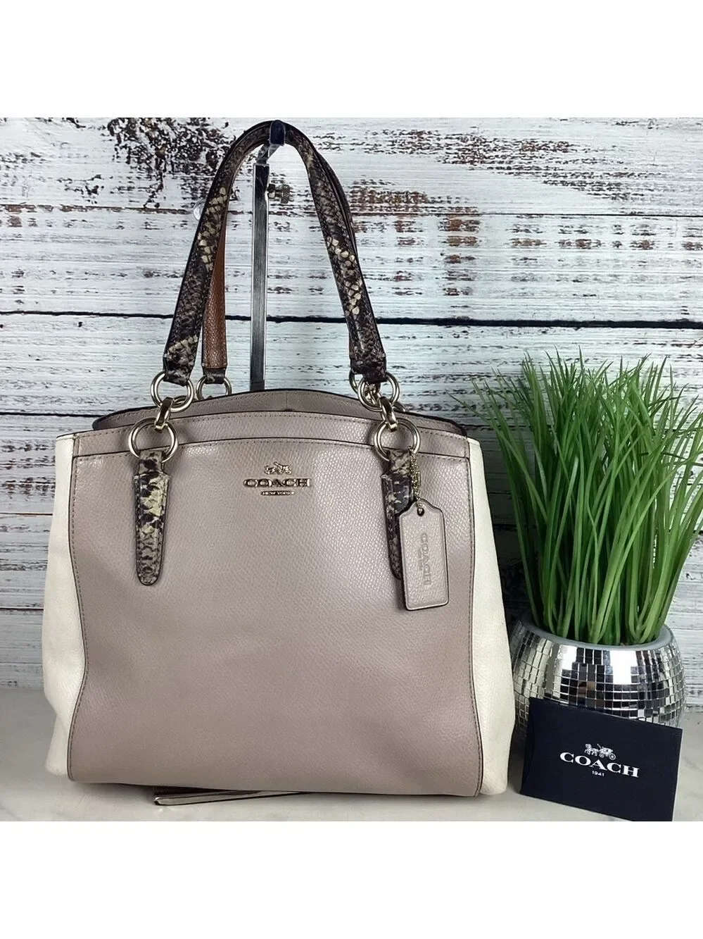Coach Minetta‎ toupe bag White exotic leather hand shoulder purse